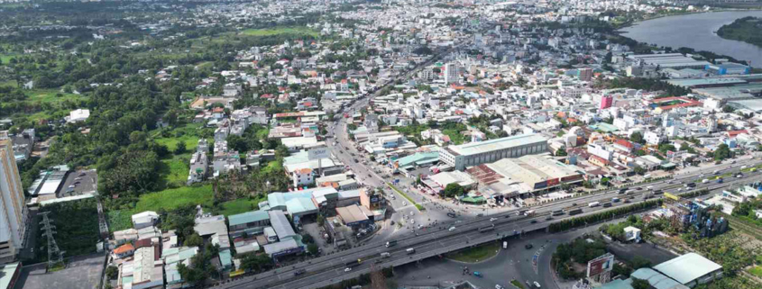 Quốc lộ 13 hướng ngã 4 Bình Phước