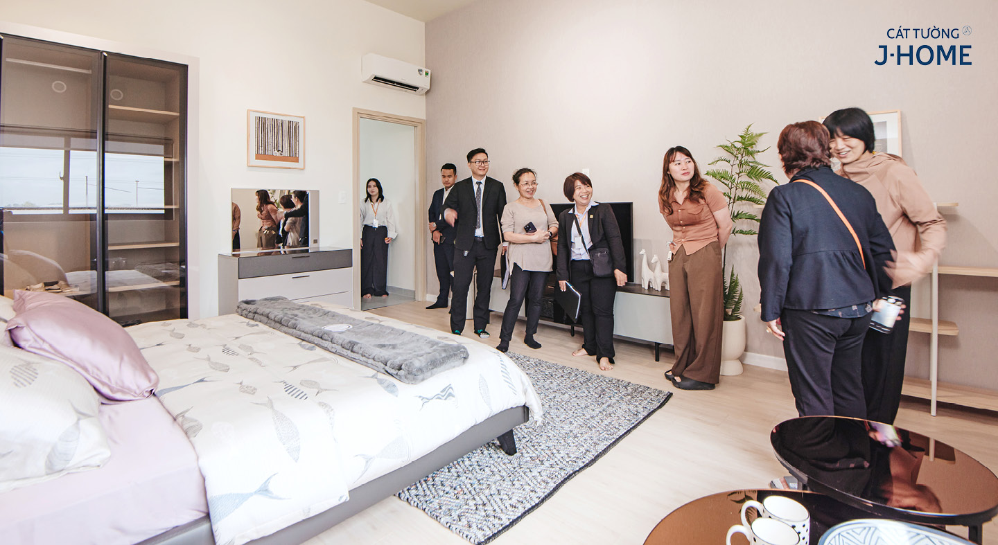 tham quan nhà phố Cát Tường J-Home