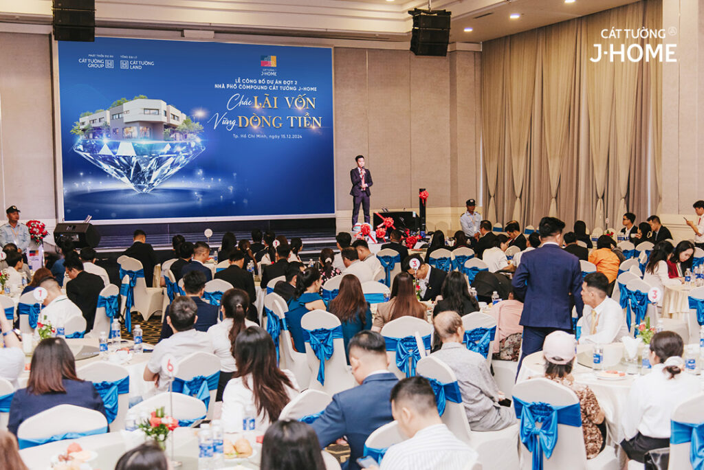 Cát Tường J-Home mở bán